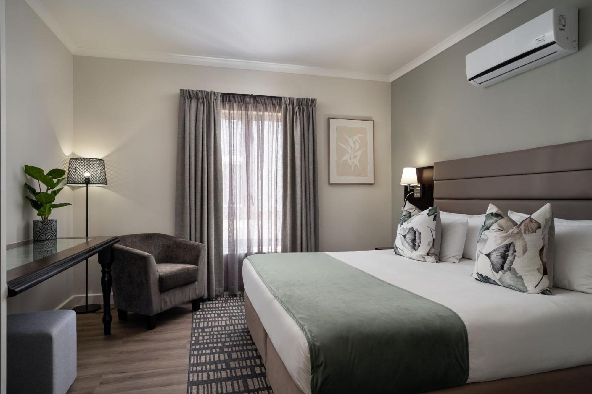 Protea Hotel By Marriott Walvis Bay Indongo Exterior foto